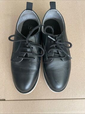 Cat & Jack Black Lace-Up Oxford Sneakers